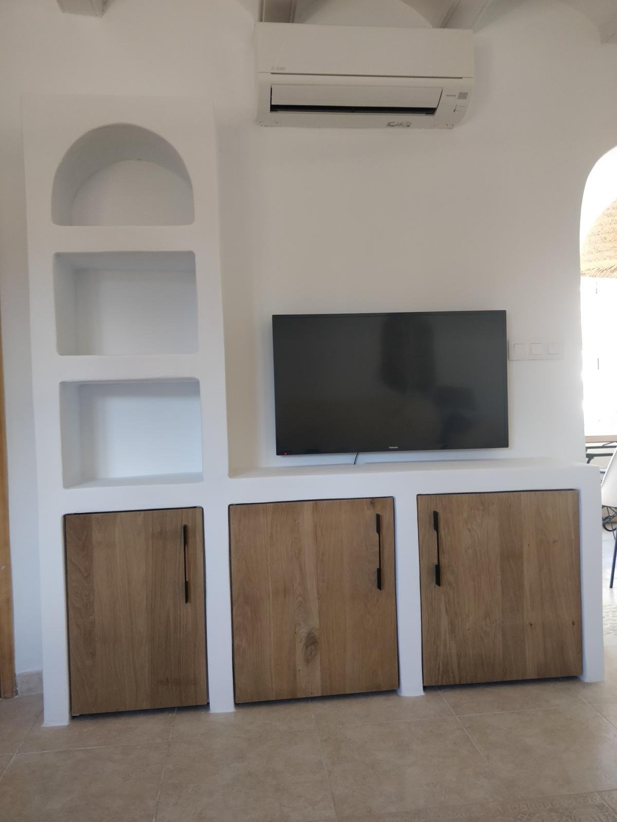 Built-in wardrobe